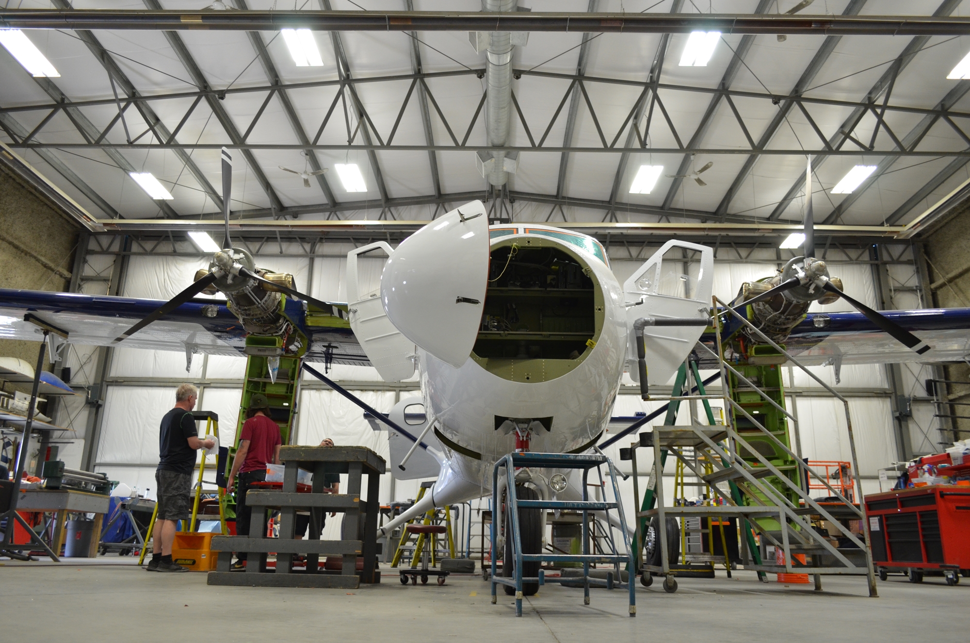 Plane Servicing